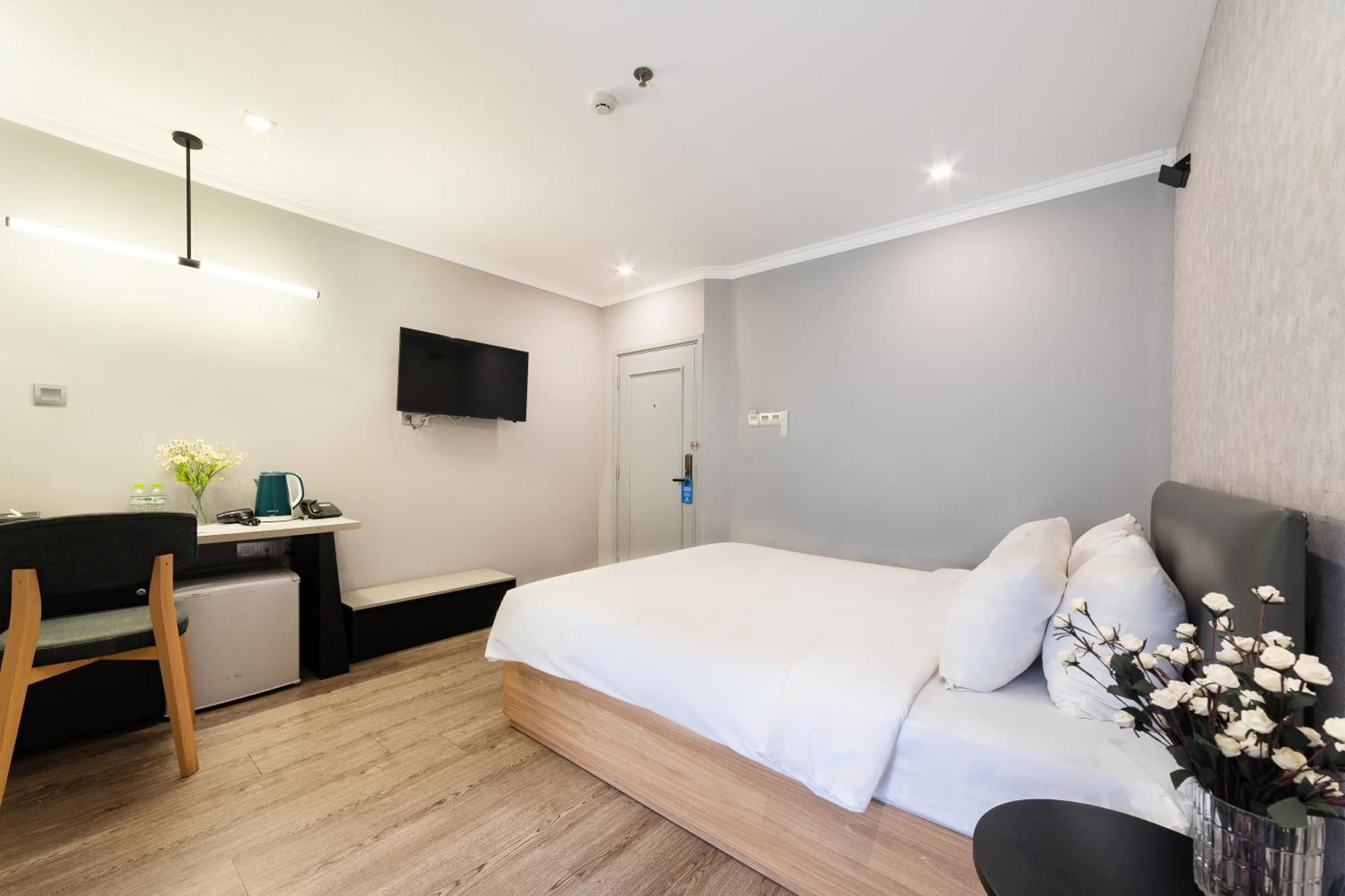The Hotel Nicecy Ho Chi Minh City Exterior photo